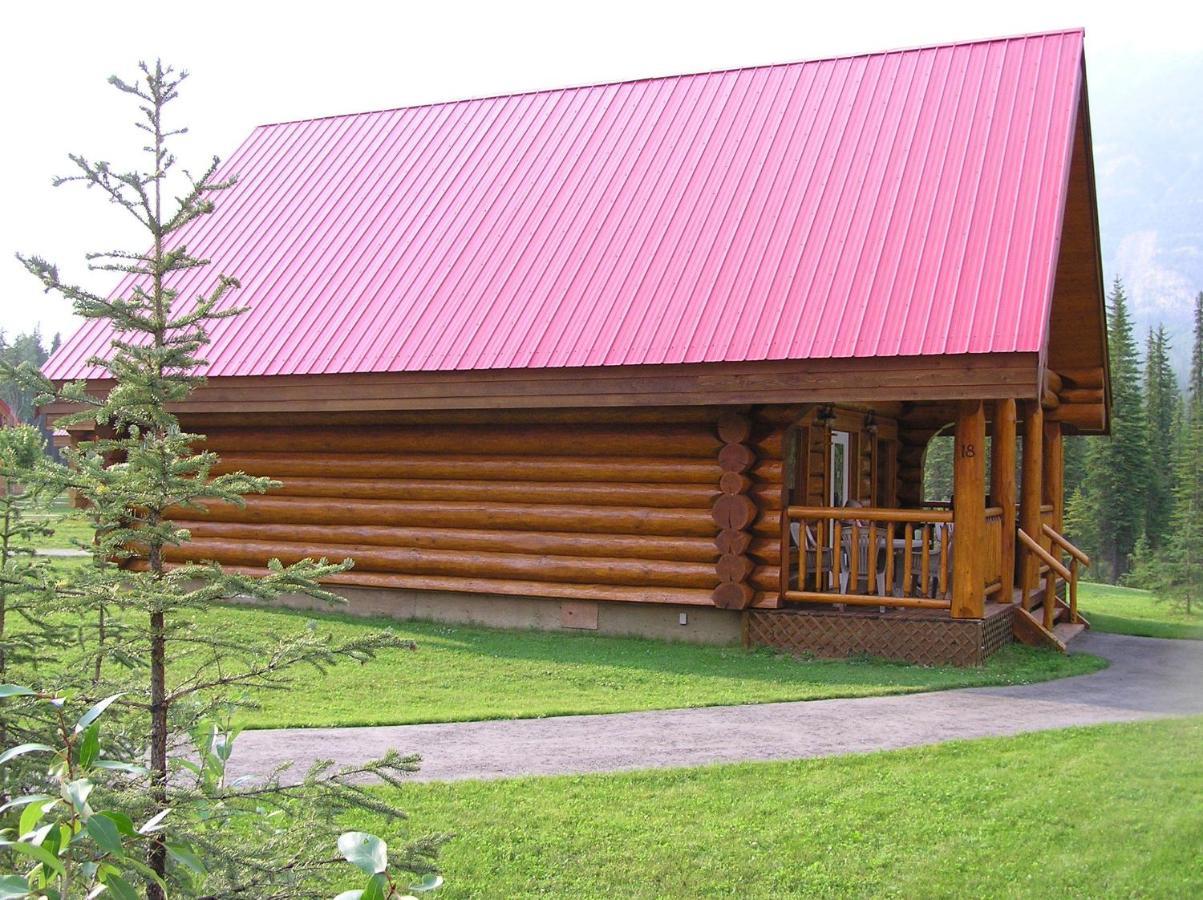 Yoho Chalets Βίλα Golden Εξωτερικό φωτογραφία