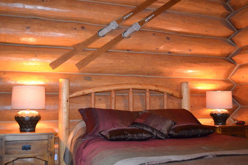 Yoho Chalets Βίλα Golden Εξωτερικό φωτογραφία